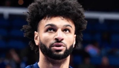 kaiyun-默里近五战场均30.8分2篮板6.6助攻，三分命中率达到50%