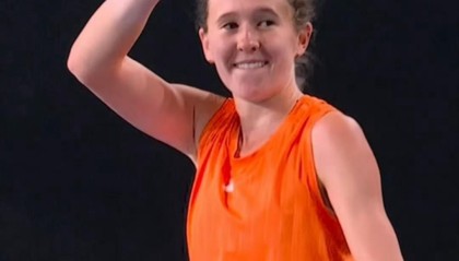 19岁捷克黑马震撼澳网！本西奇成首位出局前十种子