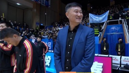 杜锋不整活！28分大胜四川，广东5人满分，胡队复苏徐杰却糟透了