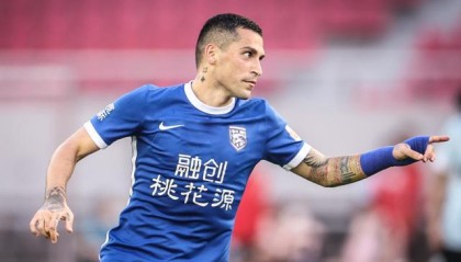 开云App-【独家】斯坦丘12日已回欧洲报到 三镇大度提前放行