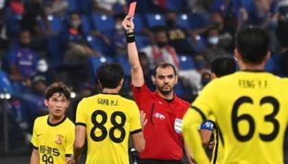 开云中国-吃红牌丢饭碗开创先河 广州队的危机公关很成功？