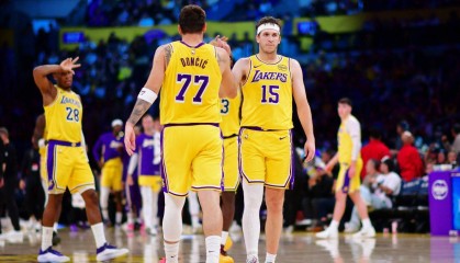 开云官网-湖人队里夫斯和东契奇谈在打掘金时末节最后扳平比分的策略：完美