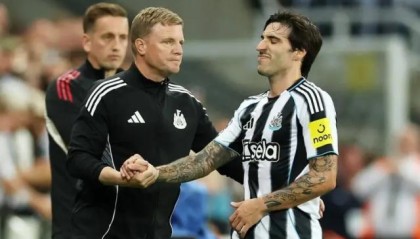 关窗日倒计时，纽卡三急：止伊萨克闹剧，补锋更补强