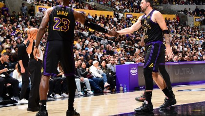 开云App-詹姆斯：文班SGA约基奇东契奇都有理由当选MVP 我当然很偏心卢卡