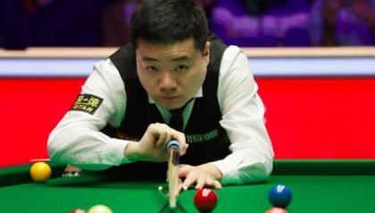 开云中国-德国赛丁俊晖大胜晋级将战小特 期待重回冠军行列