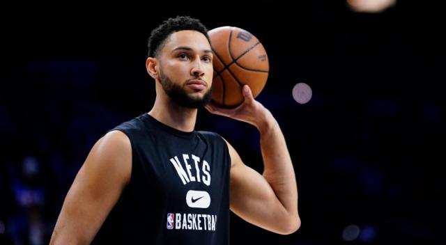 1663903931144089360.jpg ben-simmons-solo-1040x572.jpg